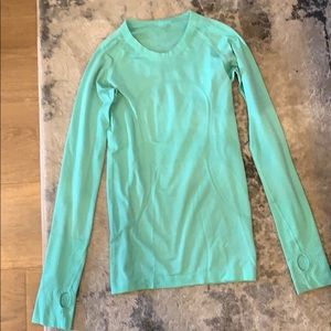 Long sleeve lululemon top